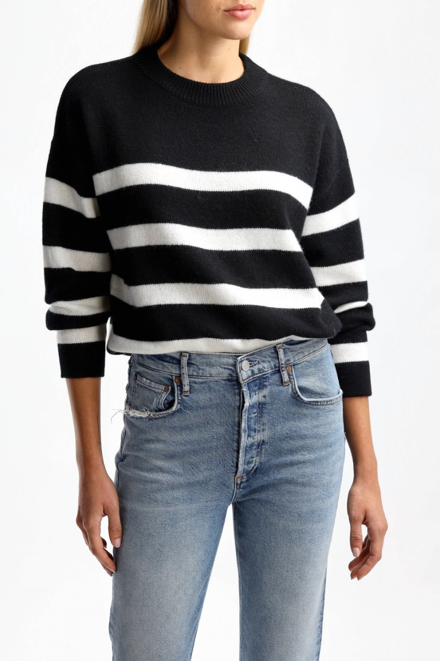 Vetements Allude | Pull En Noir Et Blanc