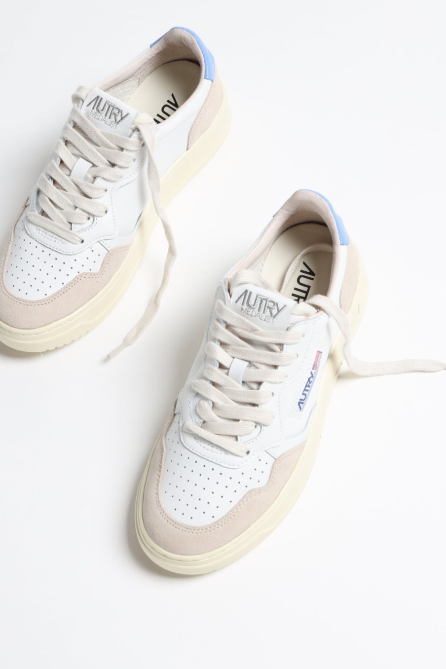 Chaussures Autry | Baskets 01 Low Suede En Blanc/Vista