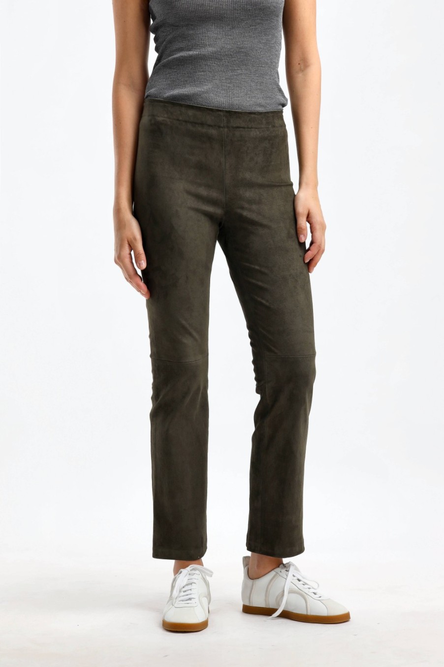 Vetements Stouls | Pantalon En Cuir Velours Jp Twenty In Saxo