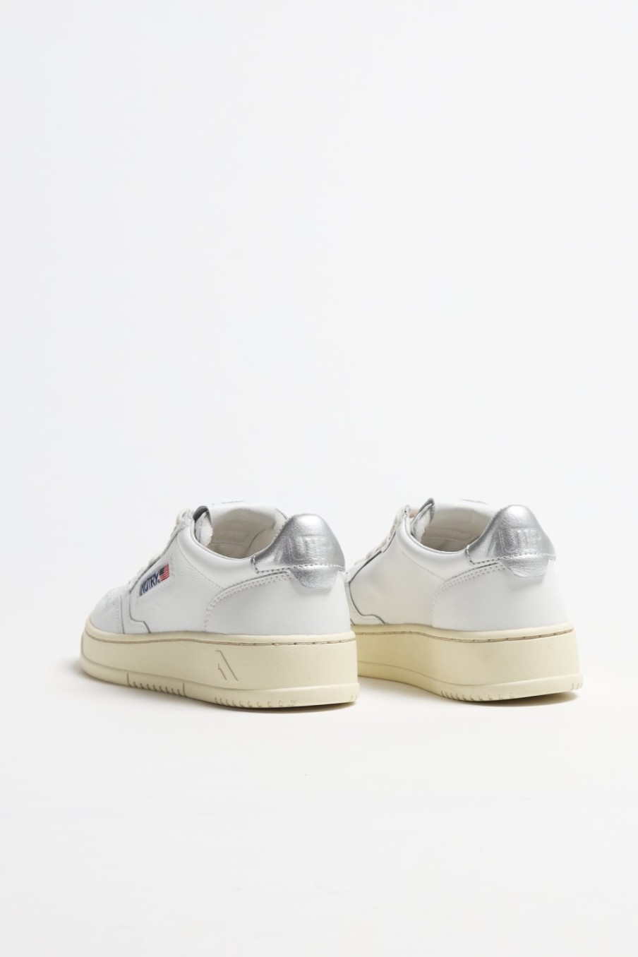 Chaussures Autry | Baskets 01 Low En Blanc/Argente
