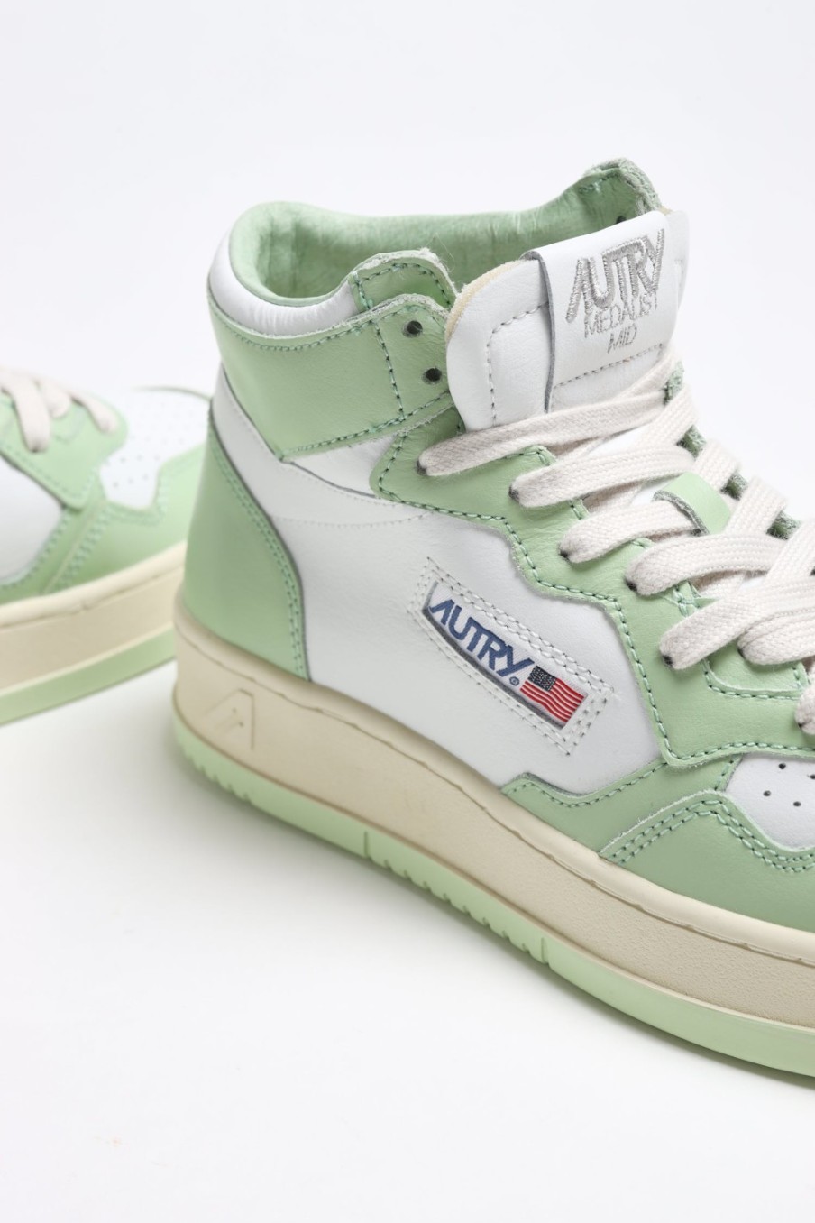 Chaussures Autry | Baskets 01 Mid Bicolor En Blanc/Vert Fonce