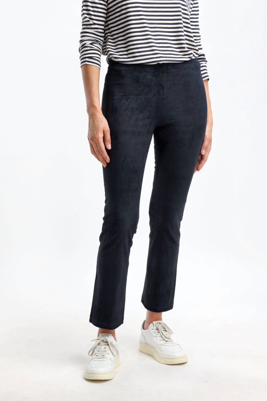 Vetements Stouls | Pantalon En Cuir Velours Jp Twenty In Notte