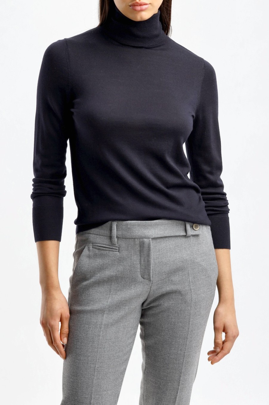 Vetements Allude | Pull A Col Roule Fitted In Navy