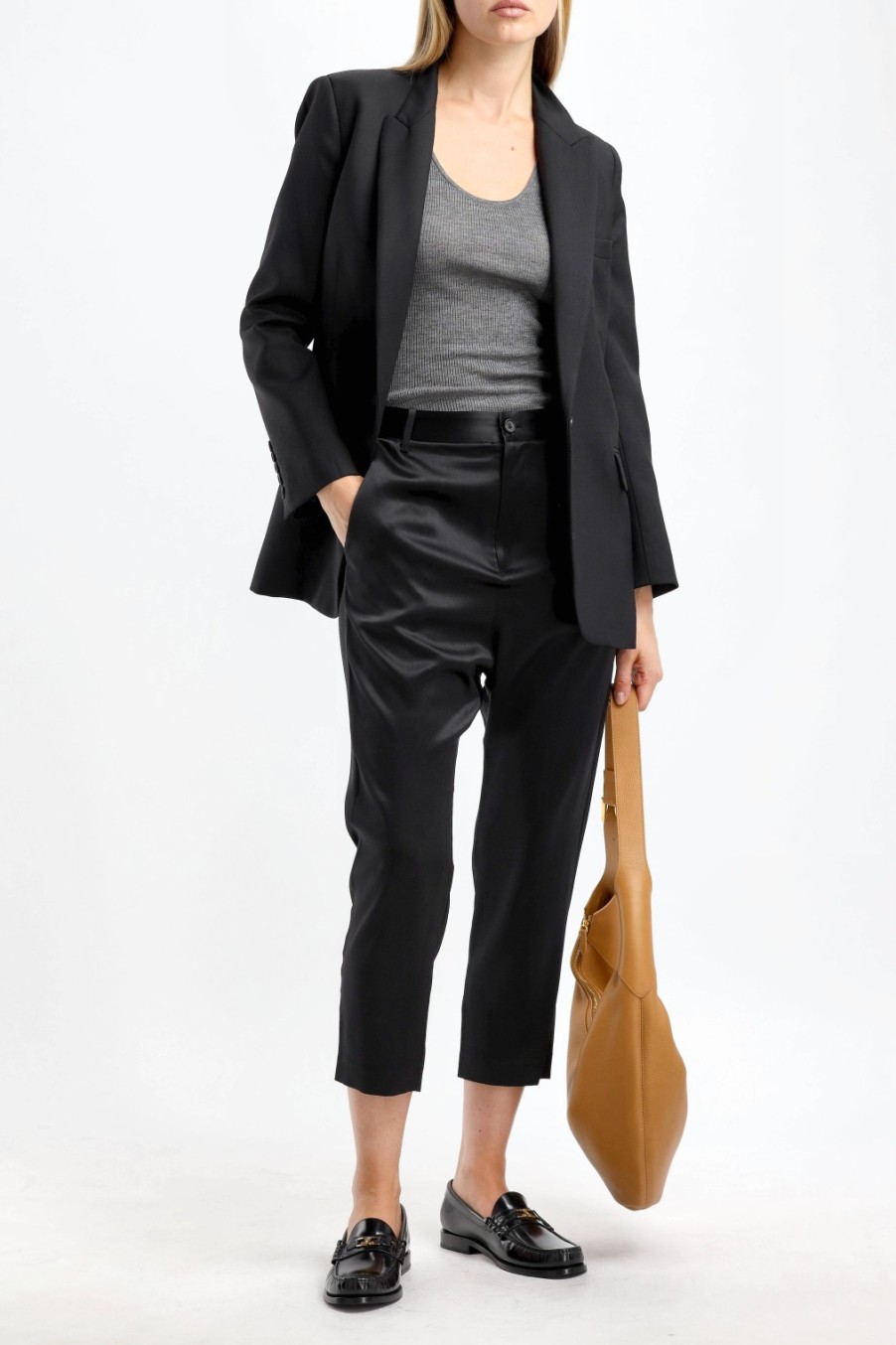 Vetements Nili Lotan | Pantalon En Soie Paris En Noir